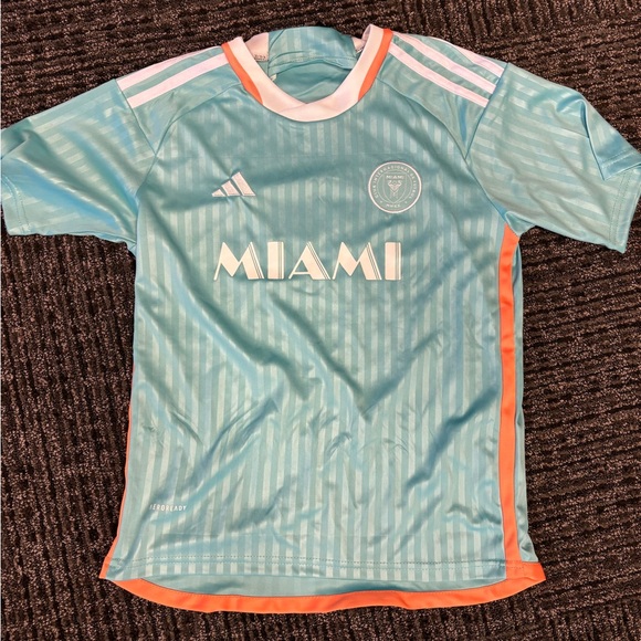 Messi Youth Soccer Uniform - Picture 3 of 5